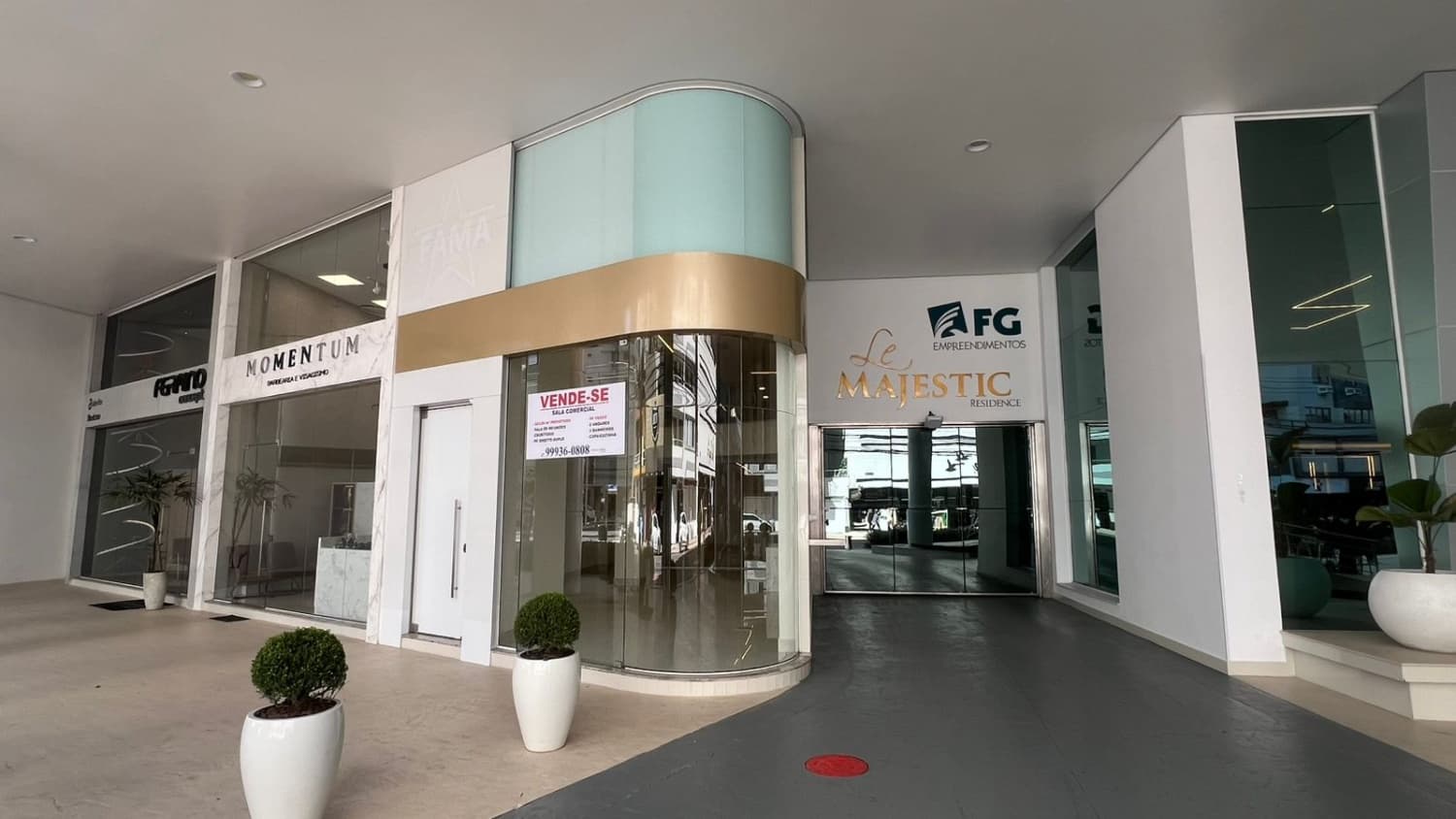 Sala Comercial no Edifício Le Majestic Residence em Balneário Camboriú