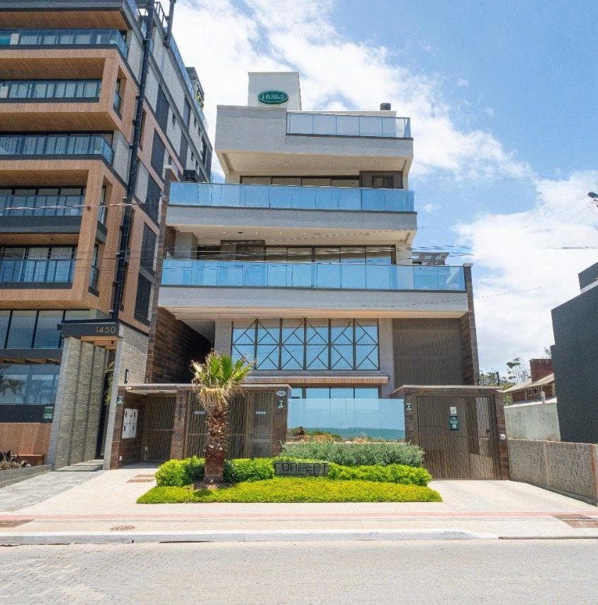 Apartamento no Ed. Hobus Concept na Praia Brava em Praia Brava