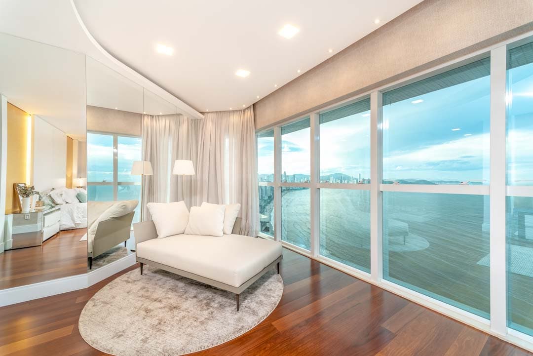 Cobertura Duplex no Ed. Costão da Barra em Balneário Camboriú