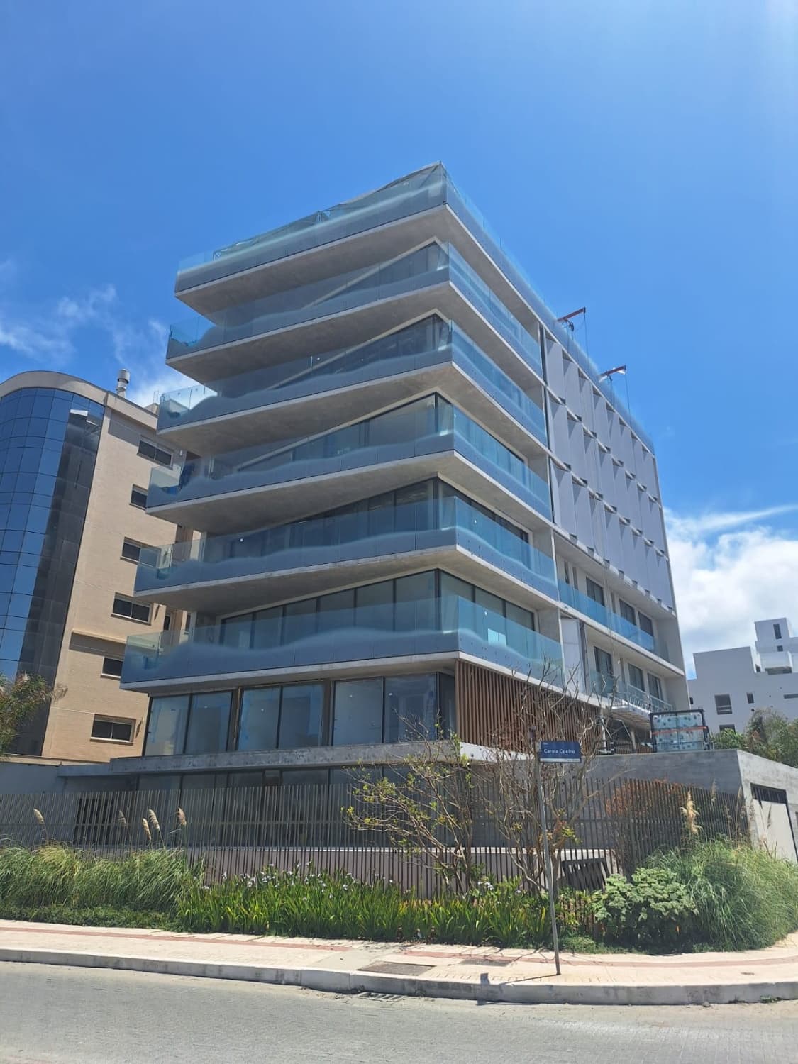 Apartamento no Ed. Bravo by Arthur Casas na Praia Brava em Praia Brava
